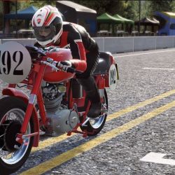 играть в DUCATI - 90th Anniversary без регистрации